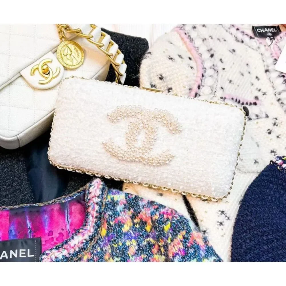 Chanel Women Pre-Loved Bag Very Good Condition